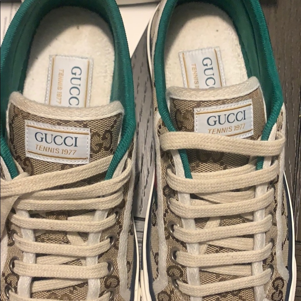 Gucci Sneakers - Picture 9 of 10